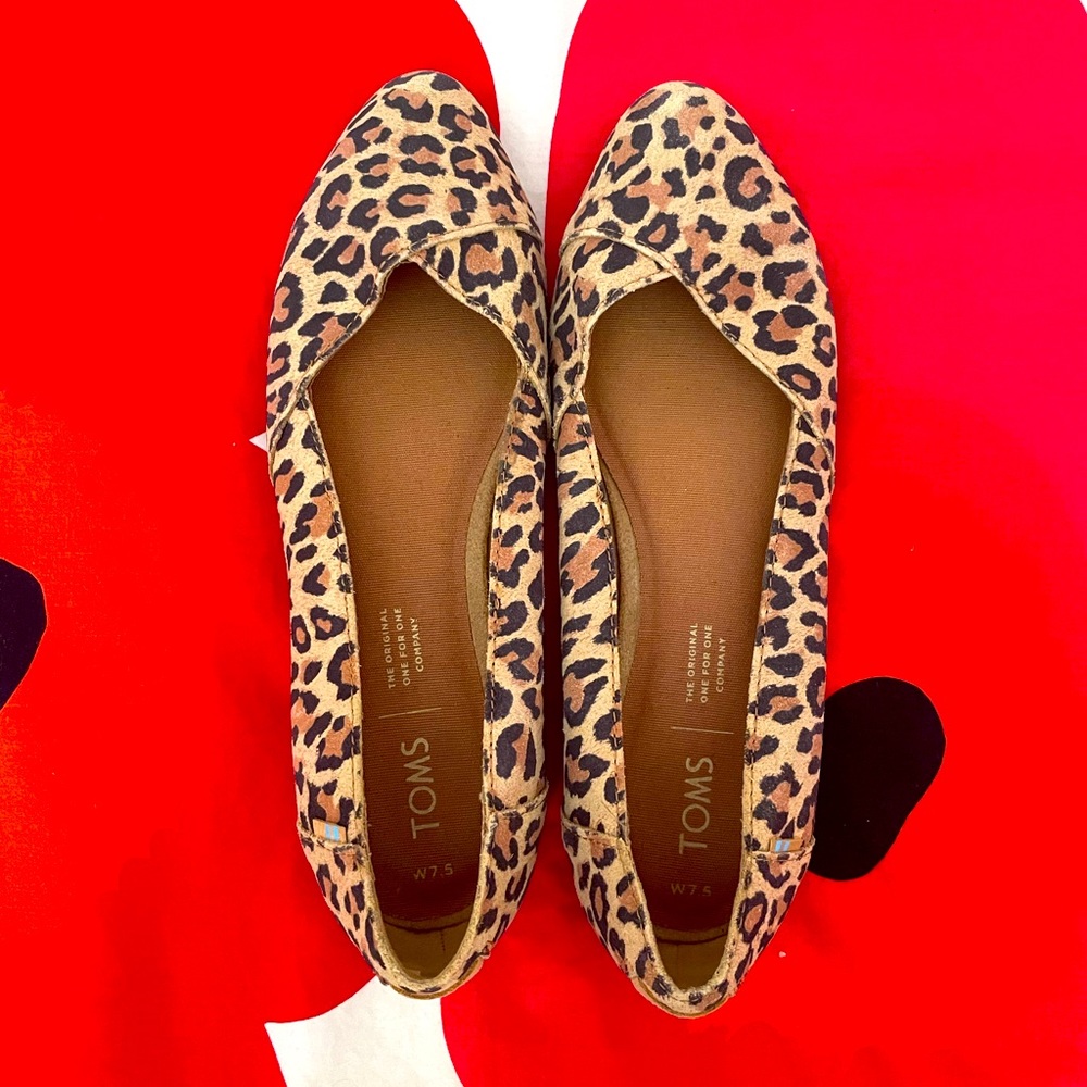Toms leopard ballet flats